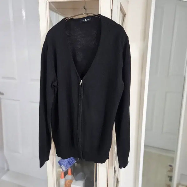 [BUNJANG] Men's Black Cardigan / 남자가디건