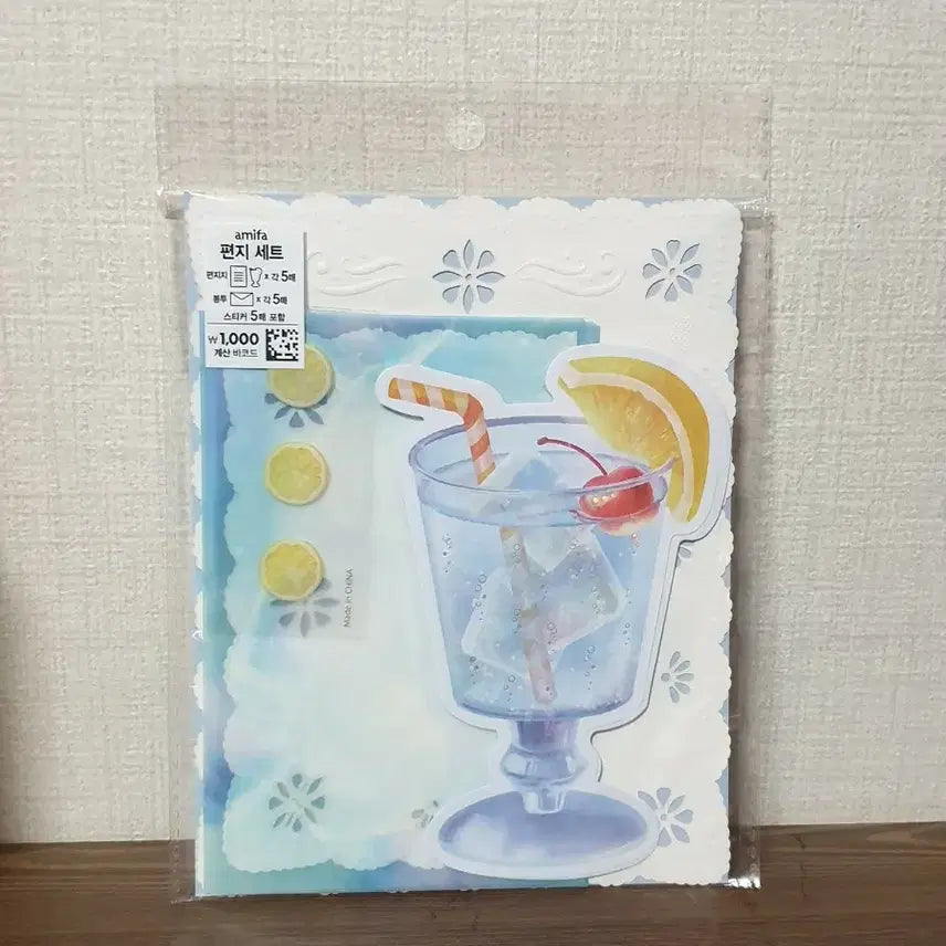 [BUNJANG] Daiso Cream Soda Lace Letter Paper Set (5 Sheets) / * (마지막 1개) 다이소 레이스 편지지 세트 (5매입) 크림소다 메론소다 아미파 다꾸 문구
