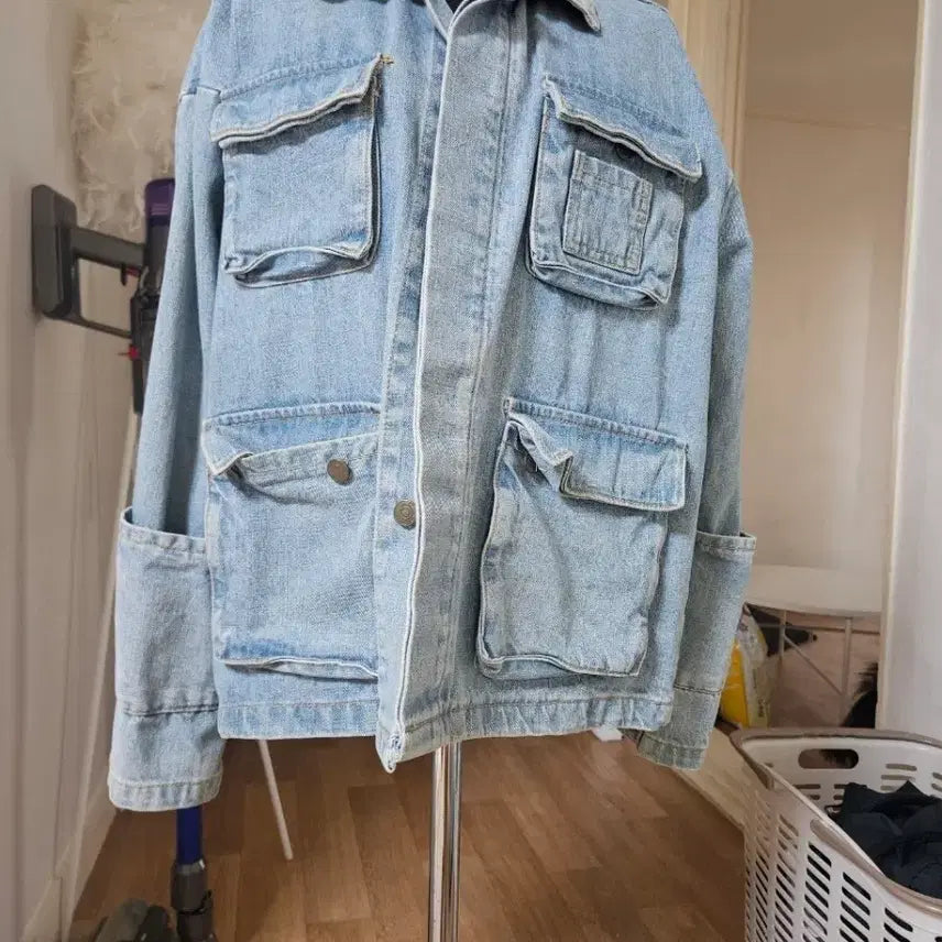 [BUNJANG] VETEMENTS x Levi's Collaboration Denim Jacket / 베트멍X리바이스. 최상급
