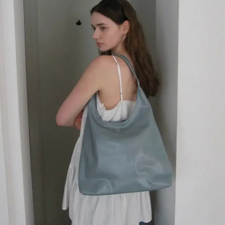 [BUNJANG] Doumaru Merci Shoulder Bag Light Blue / 두마로 메르시 숄더백