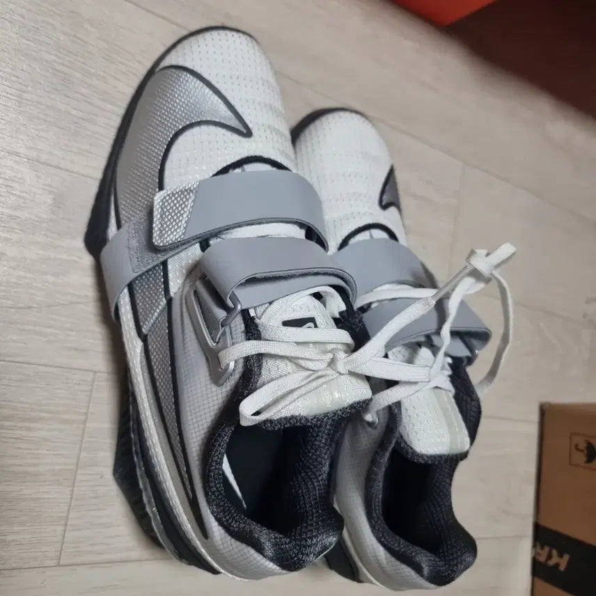 [BUNJANG] Nike Romaleos 4 Weightlifting Shoes / 나이키 로말레오 4 270팝니다