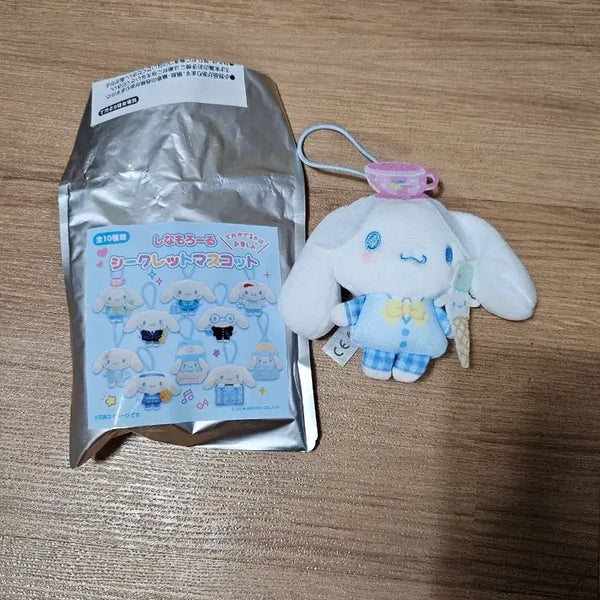 [BUNJANG] Sanrio Cinnamoroll School Collection Mascot Keychain (Random) / 산리오 시나모롤 스쿨컬랙션 랜덤 인형 마스코트 키링