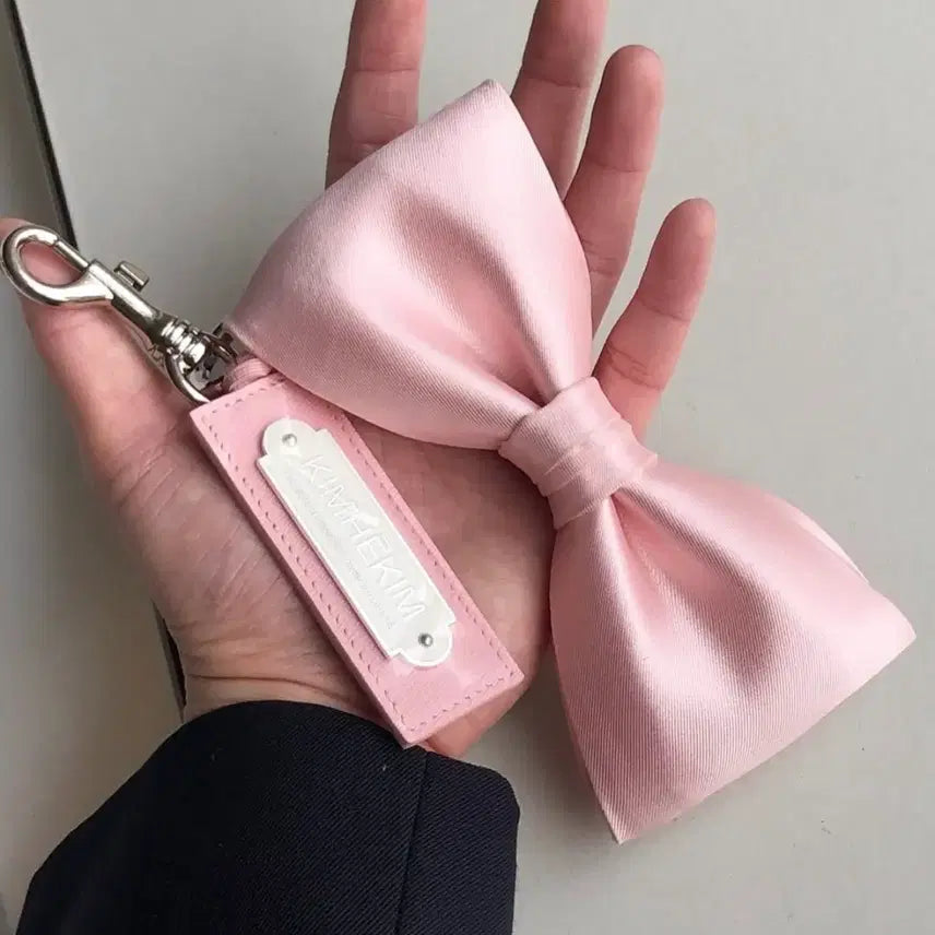 [BUNJANG] Maison Kim Hae-Kim Pink Ribbon Keyring / 메종 김해김 핑크 리본 키링