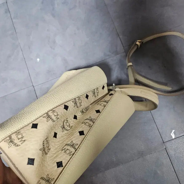 [BUNJANG] MCM Monogram Tote Bag / mcm가방