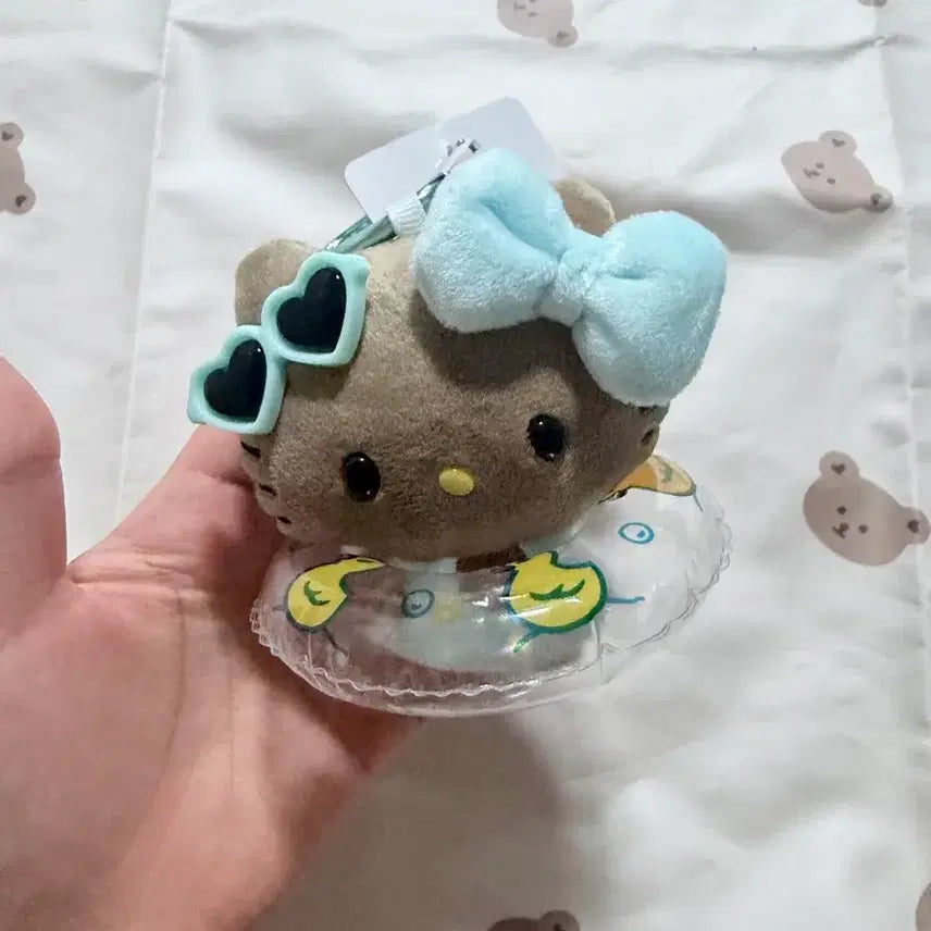 [BUNJANG] Hello Kitty Tube Doll Keychain / 키티 튜브 인형 키링