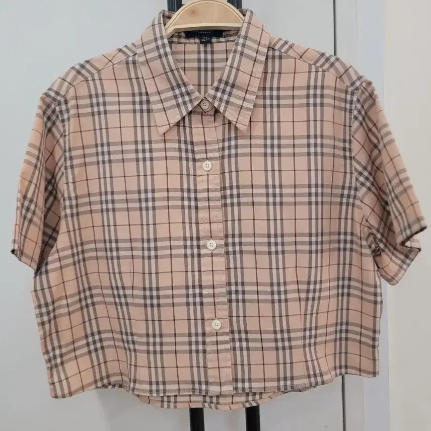 [BUNJANG] Burberry London Nova Check Cropped Short Sleeve Shirt / 버버리 런던 노바체크 크롭 반팔 셔츠 (여성 오버/루즈 크롭핏)