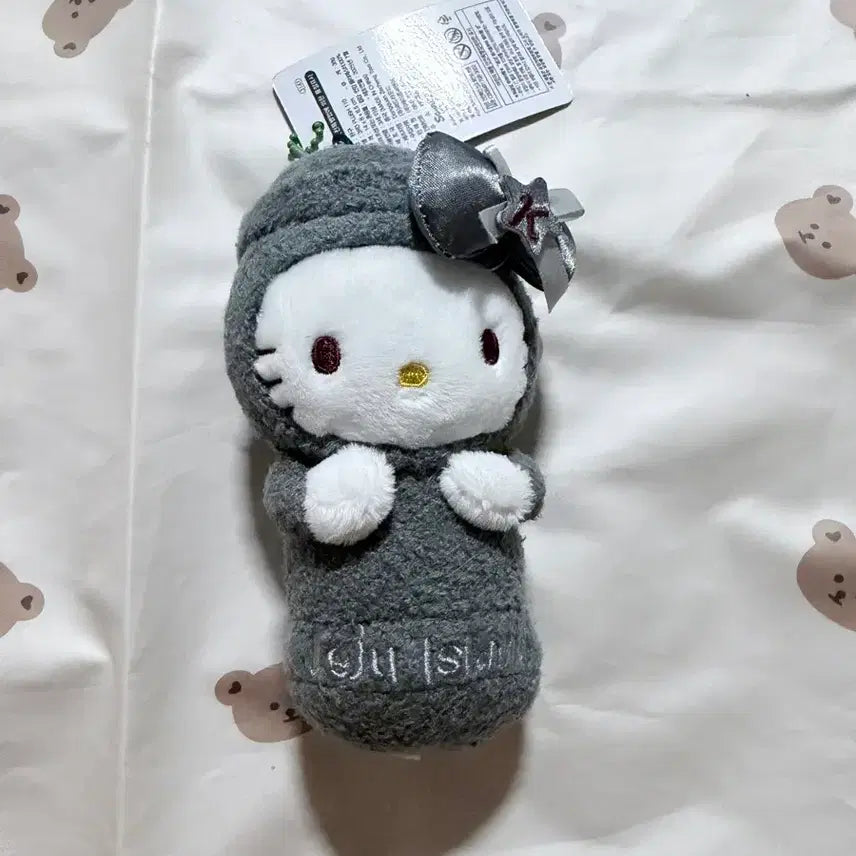 [BUNJANG] Hello Kitty Jeju Dolhareubang Doll Keychain / 헬로키티 제주 돌하르방 인형 키링