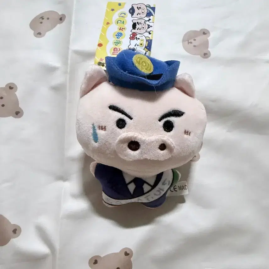 [BUNJANG] Buri Buri Kitty Police Doll Keychain / 부리부리 키티 경찰 인형 키링