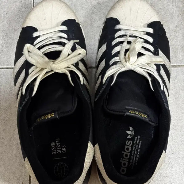 [BUNJANG] Adidas Superstar 82 Black White (275mm) / 아디다스 슈퍼스타 82 블랙 화이트(275mm)