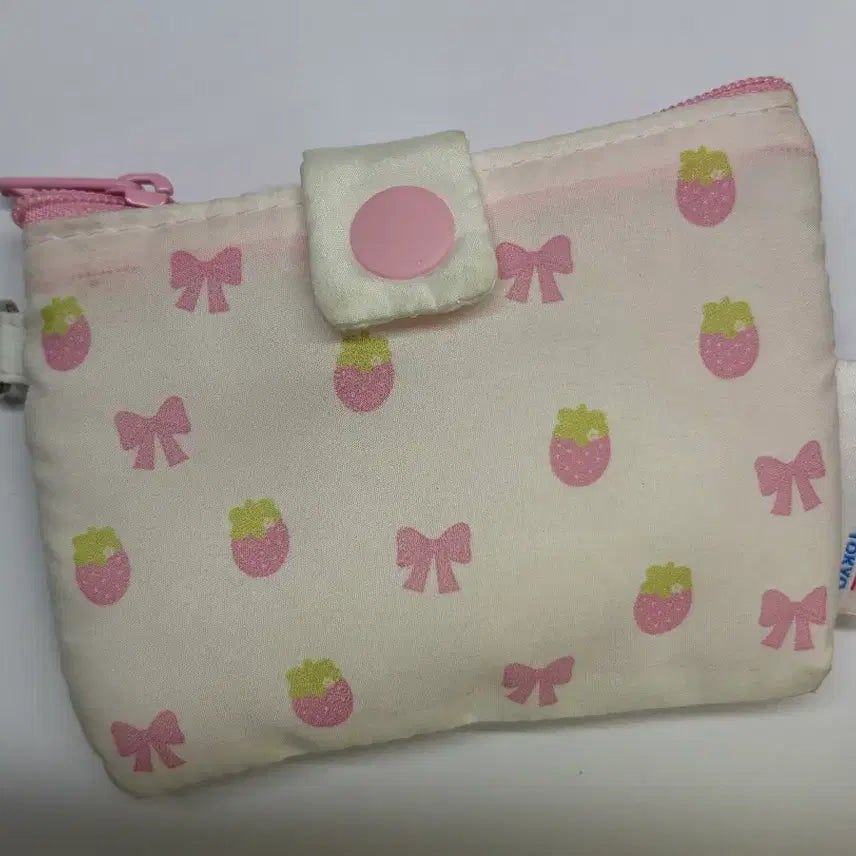 [BUNJANG] Canmake Tokyo Strawberry Ribbon Pouch / 마페아 캔메이크 도쿄 딸기 리본 파우치