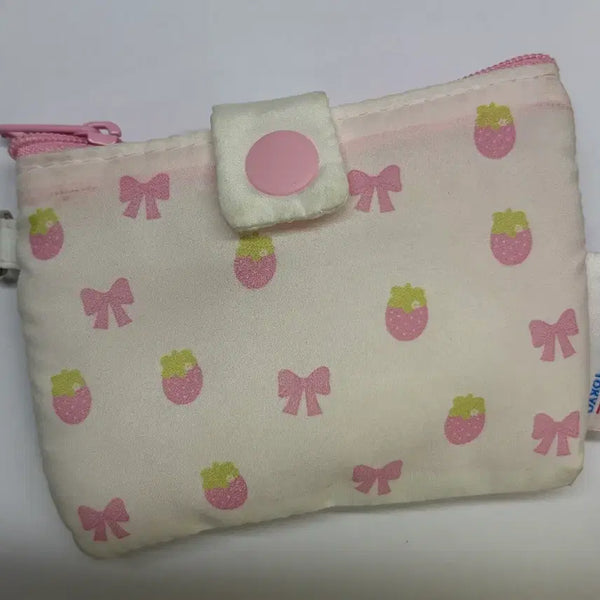 [BUNJANG] Canmake Tokyo Strawberry Ribbon Pouch / 마페아 캔메이크 도쿄 딸기 리본 파우치