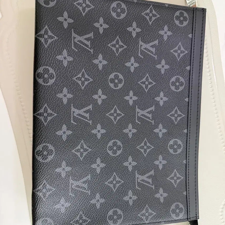 [BUNJANG] Black Leather Clutch Bag / 블랙 클러치백