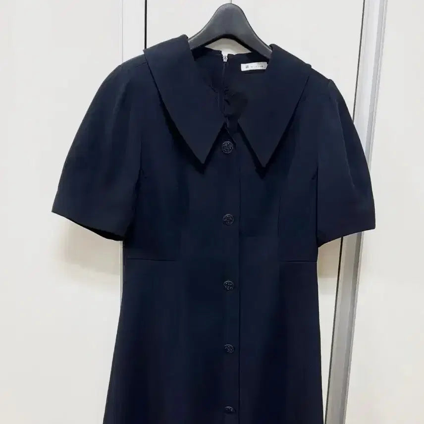 [BUNJANG] It MICHAA Navy Sailor Button Flare Dress / 잇미샤 빅카라 반팔 플레어 원피스 네이비 세일러 버튼 퍼프소매 하객룩 행사 졸업식