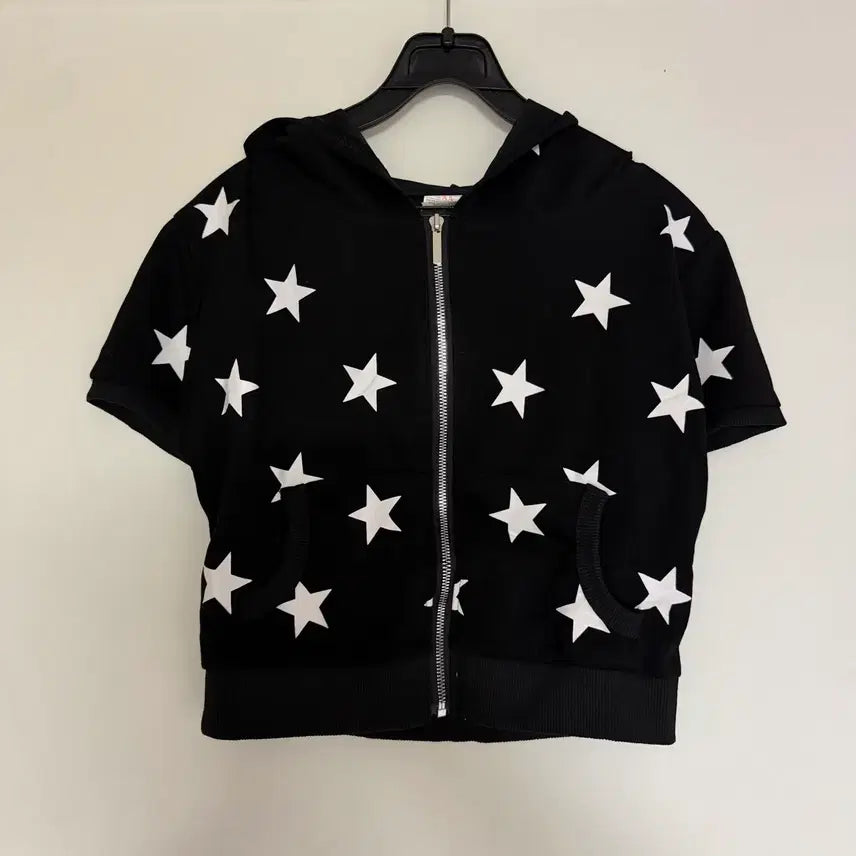 [BUNJANG] Women's Star Print Short Sleeve Hoodie (Black) / 새상품 여자 별 반팔 후드집업 (블랙)