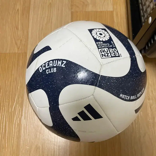 [BUNJANG] Adidas Ocean Soccer Ball / 오션즈 축구공 팝니다
