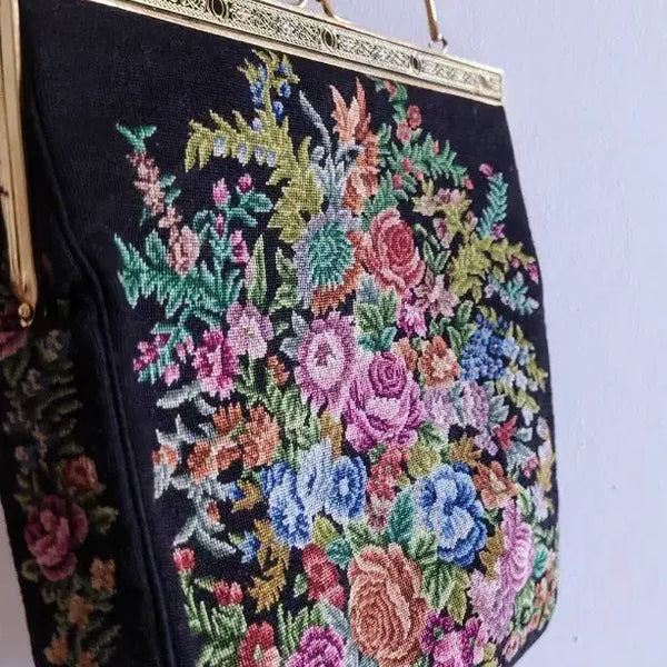 [BUNJANG] Antique Embroidered Tapestry Bag (Large) / 테피스트리 자수 백 (사이즈 큼)