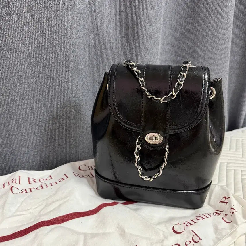 [BUNJANG] Cardinal Red Howa Bag with Dust Bag / 카디널레드 하우아백(더스트백 있음)
