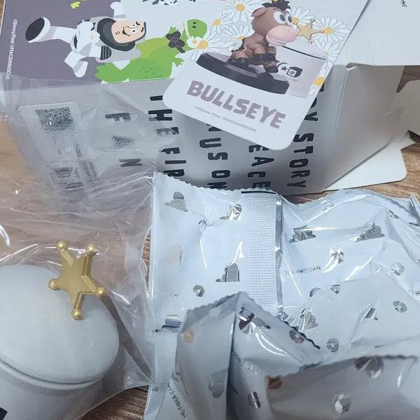 [BUNJANG] PEACEMINUSONE Toy Story Bullseye Figure Blind Pack New / 피스마이너스원 토이스토리 불스아이 랜덤 피규어 블라인드 피규어 새상품