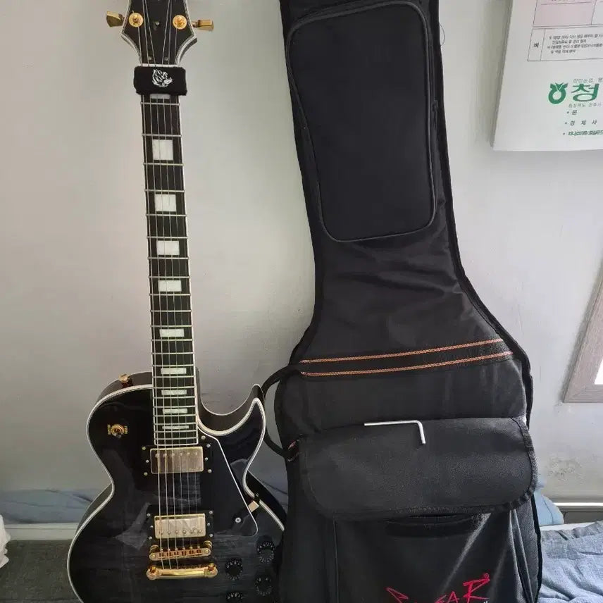 [BUNJANG] Spear RD-250 Classic Trans Black Les Paul Electric Guitar / 2025. 스피어 rd-250 클래식 트렌스 블랙  레스폴 일렉기타