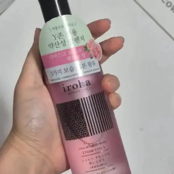 [BUNJANG] Iroha Feminine Cleanser Intimate Wash Foam Type Bundle Set (2 Items) / 2개 일괄 이로하 여성청결제 인티메이트 워시 폼타입 (정가 37,000원)