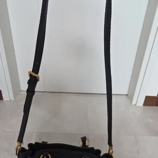 [BUNJANG] JILLSTUART Black Leather Tote Bag / 질스튜어트 블랙 가죽 토트백 가로29세로19