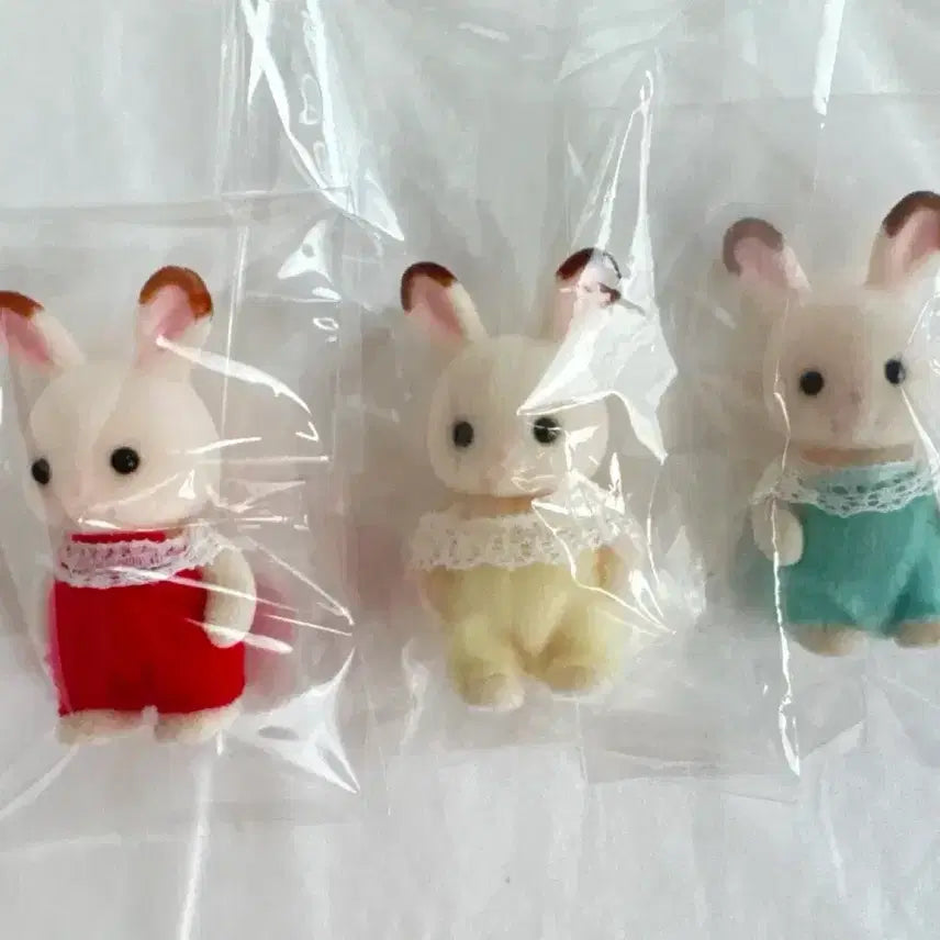 [BUNJANG] Sylvanian Families Chocolate Rabbit Trio / 실바니안 초콜릿토끼 트리오