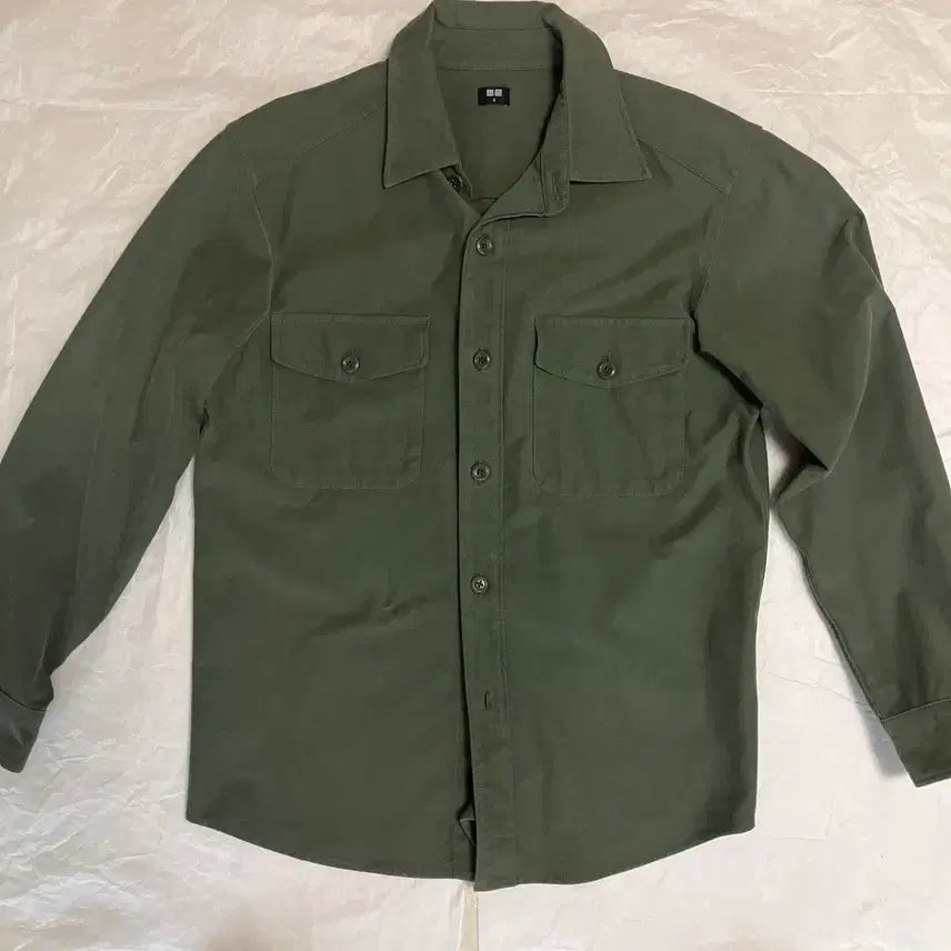 [BUNJANG] Uniqlo Khaki Pocket Shirt / 유니클로 카키 포켓 셔츠