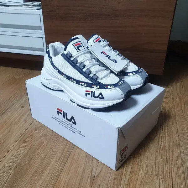 [BUNJANG] Fila Sneakers Size 230 / (새상품) 휠라 운동화 230 사이즈