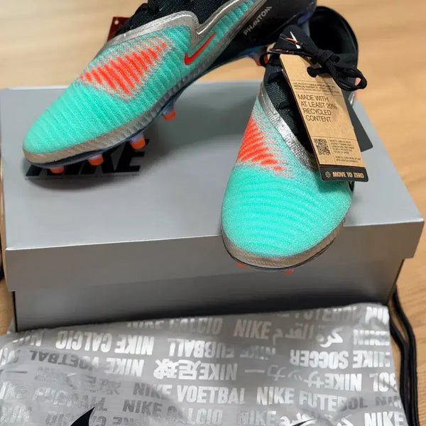 [BUNJANG] Nike Phantom 6 Elite Low LE AG Launch Pack Limited Edition Football Boots / 270)나이키 팬텀6 엘리트 로우 LE  AG 런칭팩 한정판 축구화 판매