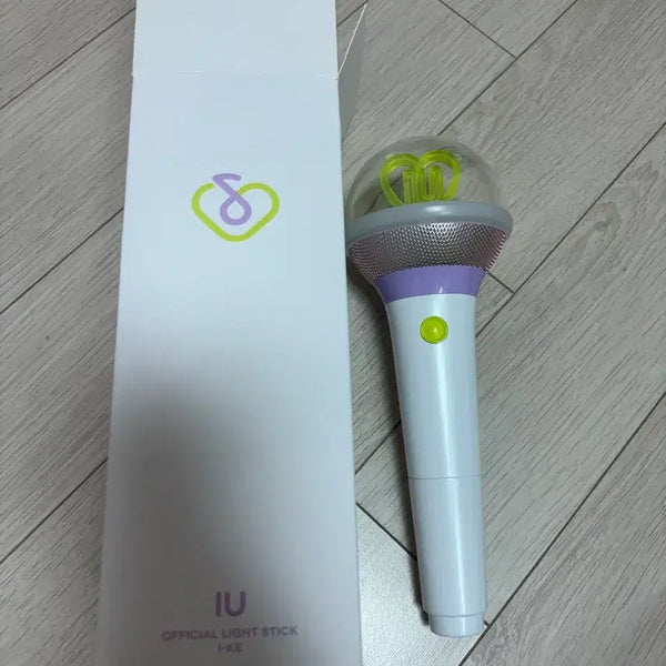 [BUNJANG] IU Official Light Stick / 아이유 공식 응원봉
