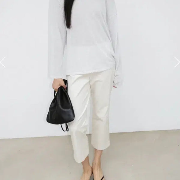 [BUNJANG] Monoha Cropped Slim Pants Ivory / 모노하 크롭 슬림 팬츠 아이보리 1