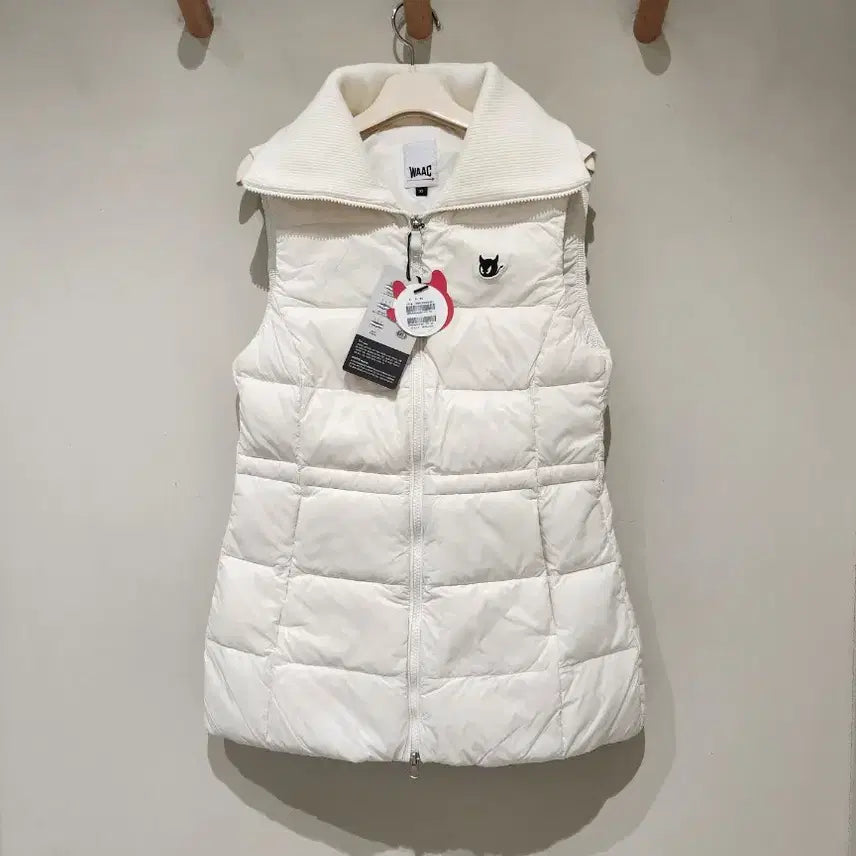 [BUNJANG] WAAC Women's Niblick Sleeveless Down Golf Vest / 새상품)[WAAC] 왁 여성 니블릭 슬리브리스 다운  골프 조끼