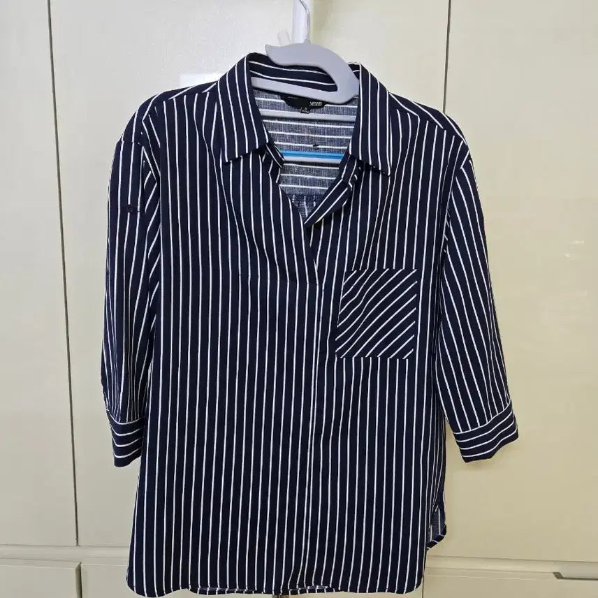 [BUNJANG] Navy Stripe 3/4 Sleeve Shirt / 스트라이프 셔츠 남색