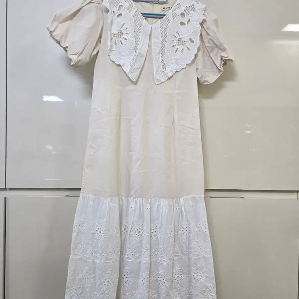 [BUNJANG] RY.BY.RY Ruffle Lace Dress Ivory / RY.BY.RY 프릴 레이스 원피스 아이보리