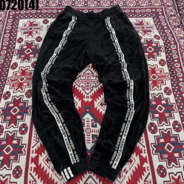 [BUNJANG] Adidas Three-Stripes Velvet Track Pants Black / 아디다스 삼선 벨벳 트레이닝 바지 블랙 0720