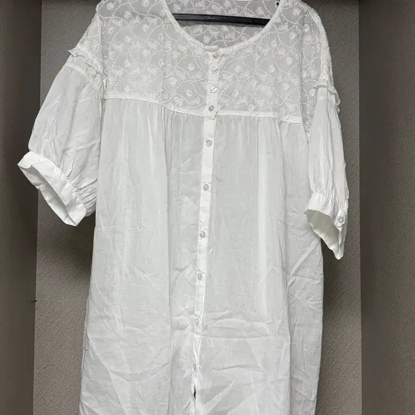 [BUNJANG] Chabo Vintage White Blouse / 챠보 빈티지 화이트 블라우스 코코모리 코모 와걸 와이즈걸 카메 카라하나 스즈코