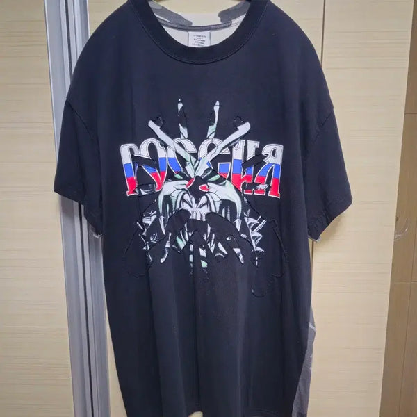 [BUNJANG] VETEMENTS Russia America T-Shirt (M) / 베트멍 러시아 아메리카 티셔츠 M