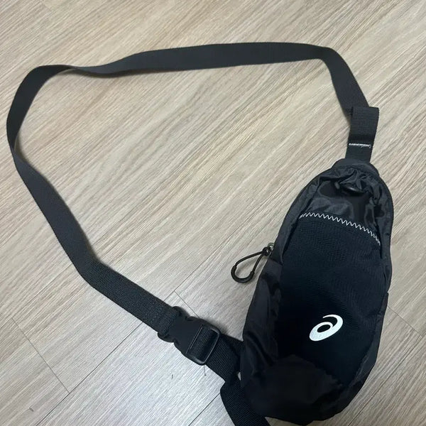 [BUNJANG] Asics Black Running Crossbody Bag / 아식스 블랙 러닝 크로스백