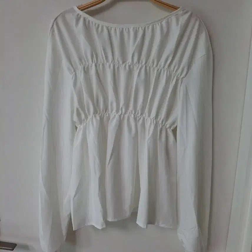 [BUNJANG] White Shirring Blouse (Size 55-66) / 화이트 셔링 블라우스55~66반