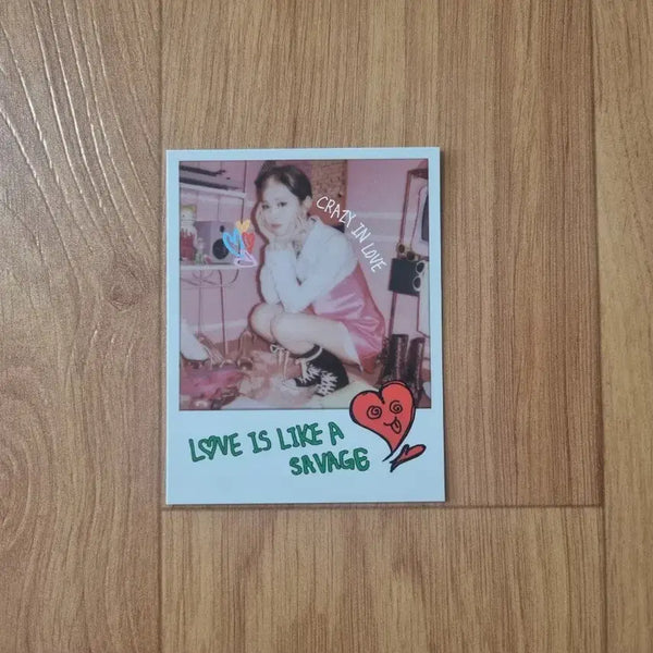 [BUNJANG] ITZY Ryujin LOCO Polaroid (Replica) / 있지 ITZY 크인럽 LOCO 로코 류진 폴라로이드 (짭폴)