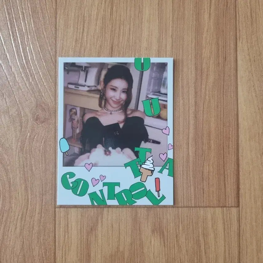 [BUNJANG] ITZY Chaeryeong LOCO Polaroid (Repro) / 있지 ITZY 크인럽 LOCO 로코 채령 폴라로이드 (짭폴)