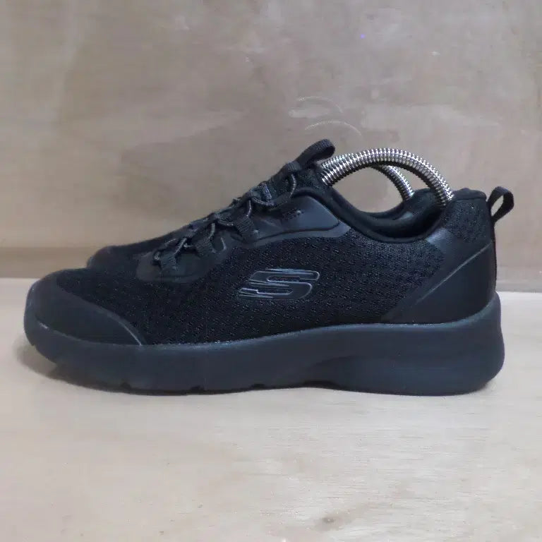 [BUNJANG] Skechers Go Walk Black Sneakers / 후루룩구제2 245 스케쳐스 고워크 블랙 운동화 스니커즈260726