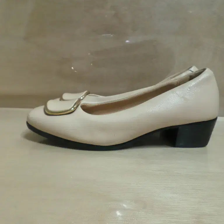 [BUNJANG] BruMars Loafer Flat Shoes Pumps / 후루룩구제2 235 브루마스 구두 로퍼 플랫슈즈 펌프스 260726