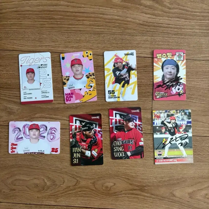 [BUNJANG] Kia Tigers Baseball Team Han Jun-su, Kim Beom-su, Kim Ho-ryeong Photocard / 기아타이거즈 포카 판매(한준수, 김범수, 김호령)