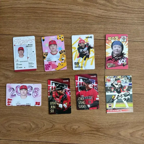 [BUNJANG] Kia Tigers Baseball Team Han Jun-su, Kim Beom-su, Kim Ho-ryeong Photocard / 기아타이거즈 포카 판매(한준수, 김범수, 김호령)