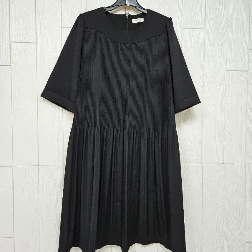 [BUNJANG] Alpha Black One-Piece Dress / 알파블랙원피스