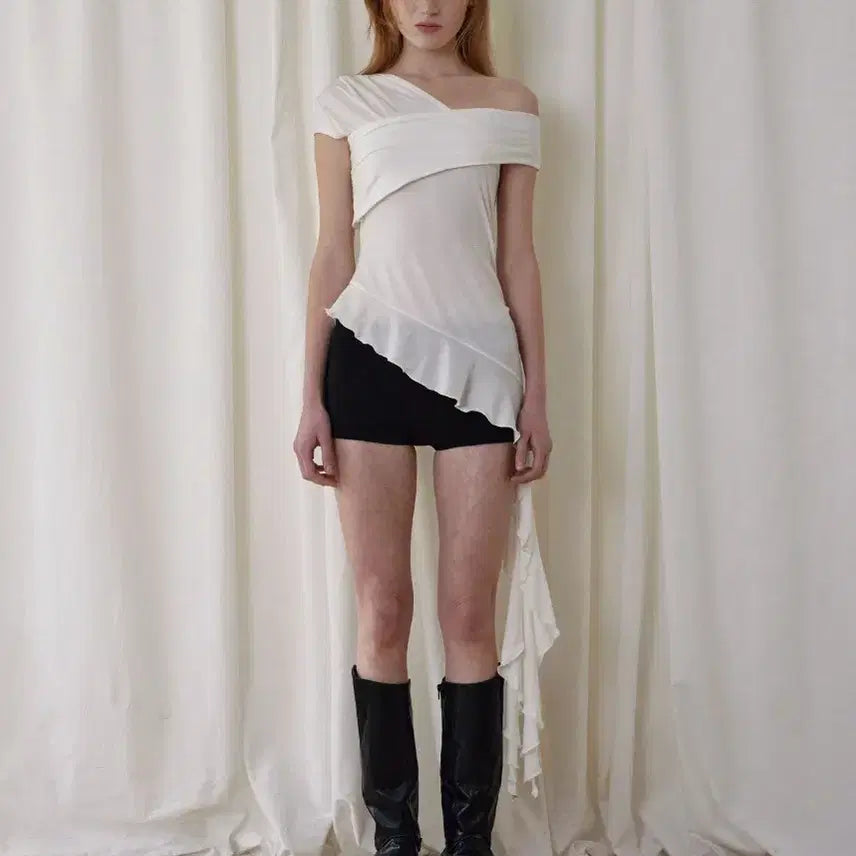 [BUNJANG] Bohemian Seoul Tuck Jersey Ruffle Top, White / 새상품)보헤미안서울 TUCK JERSEY RUFFLE TOP, WHITE 러플 탑 화이트