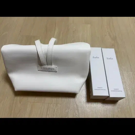 [BUNJANG] Quadra Sella Foldable Pouch + 2x Foherz Booster Gel / 쿼드쎄라 파우치 + 포헤르츠 부스터젤 2개