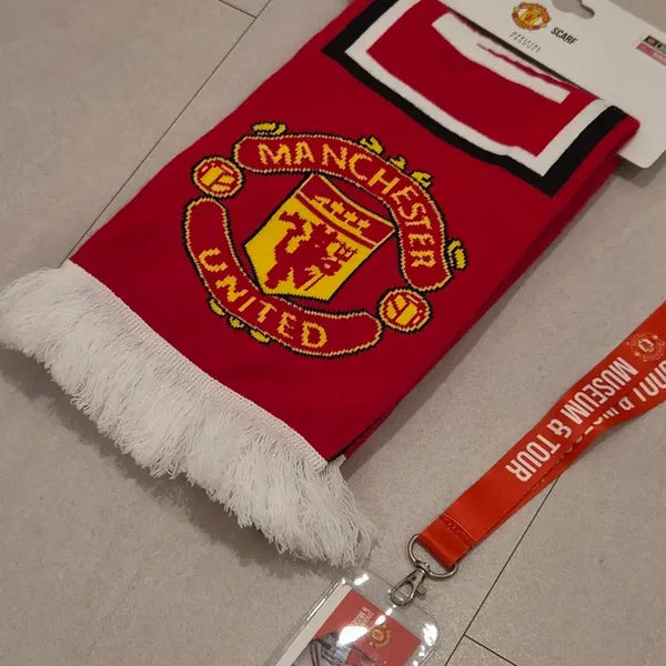 [BUNJANG] Manchester United Official Scarf & Museum Tour Souvenir Set / [새상품]맨체스터 유나이티드 기념품 유럽산 정품