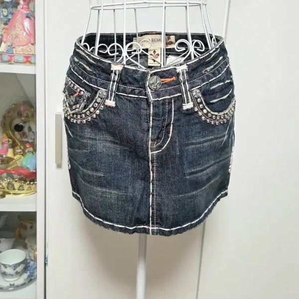 [BUNJANG] Laguna Beach Embroidered Denim Skirt / 라구나비치 자수 데님 스커트